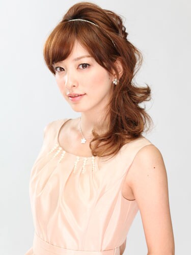 結婚式髪型アップ ミディアム