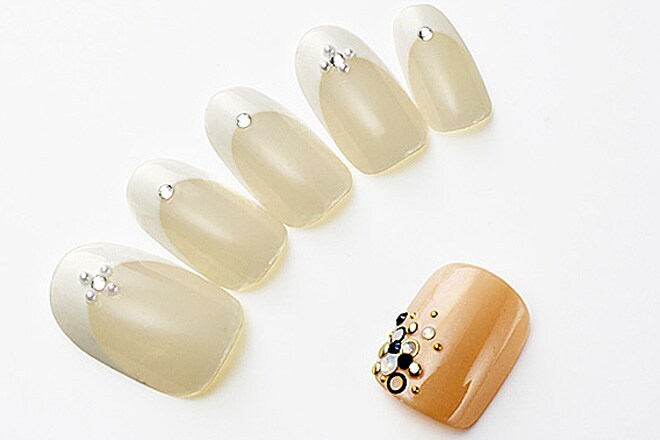 43 51 結婚式 披露宴の華やか 上品ネイルデザイン50 ネイル特集 All About